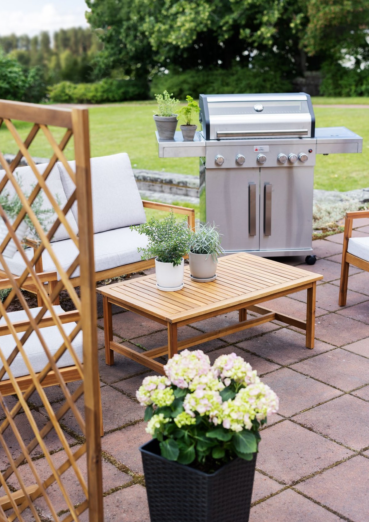 Katso ketjun Tokmanni tarjouslehti viikolta 25 sivustolla Viikkotarjoukset.fi. Löydät monia hyviä tarjouksia erilaisista tuotteista. Lue tarjouslehti täältä! Sivu 2